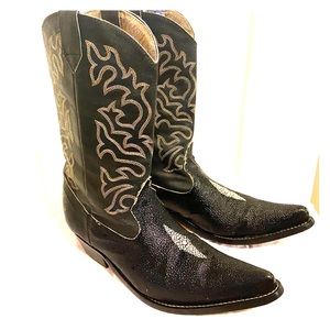 Women’s size 8 Fashion Cowgirl Boots